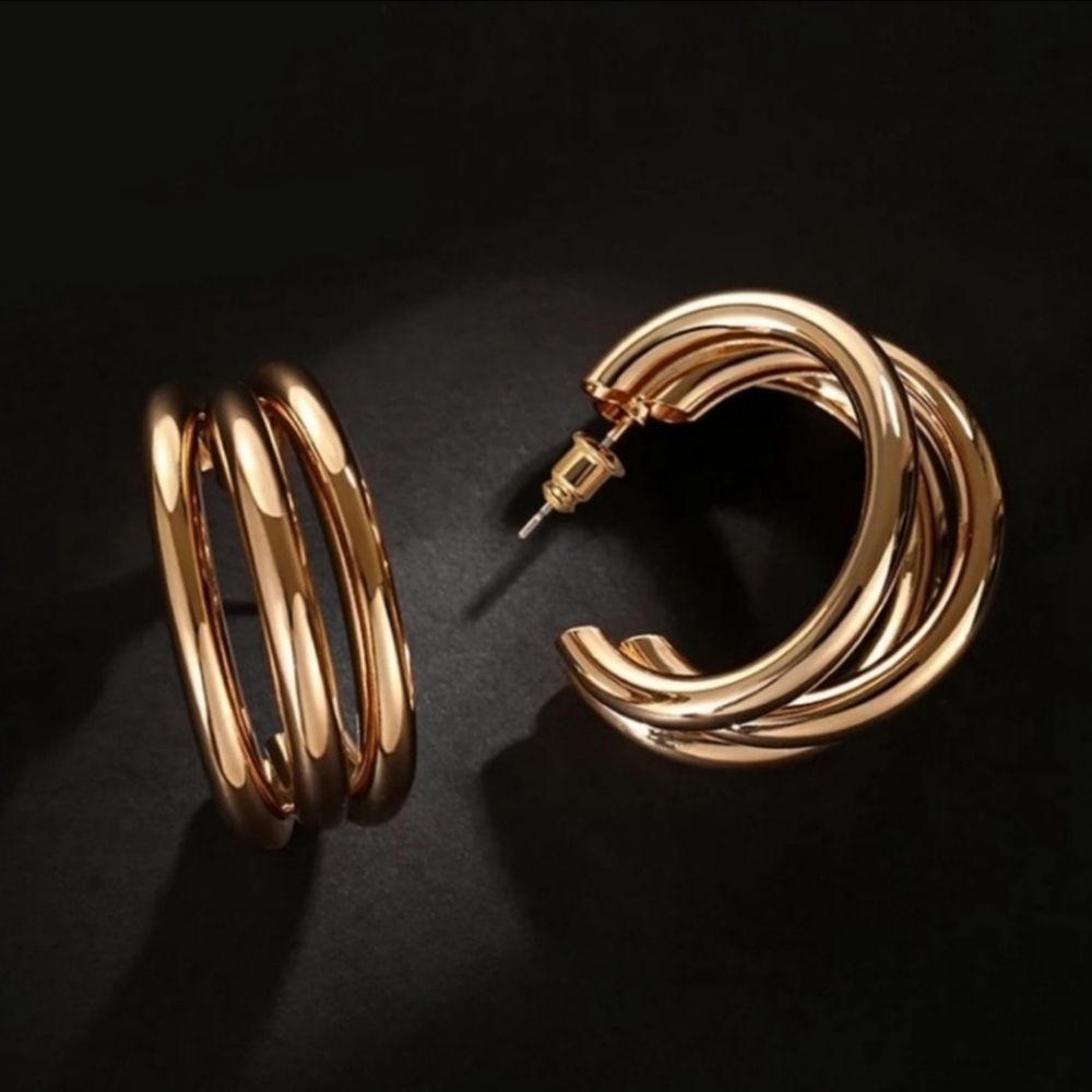 Anthropologie Lauryn Gold Hoop Earrings - Picture 7 of 12